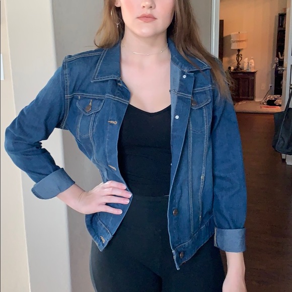 Sz Small (4-6) Denim jacket Faded Glory - Picture 1 of 6